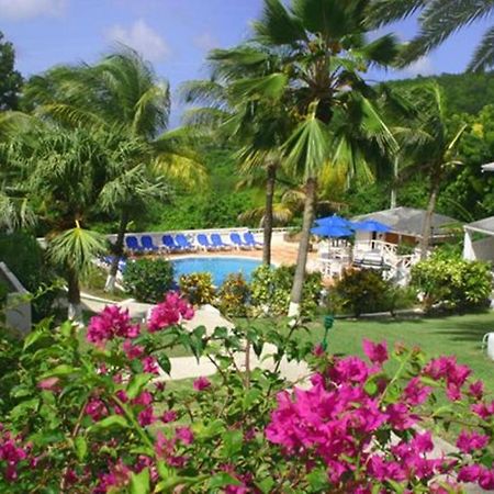 Dickenson Bay Cottages Cedar Grove エクステリア 写真