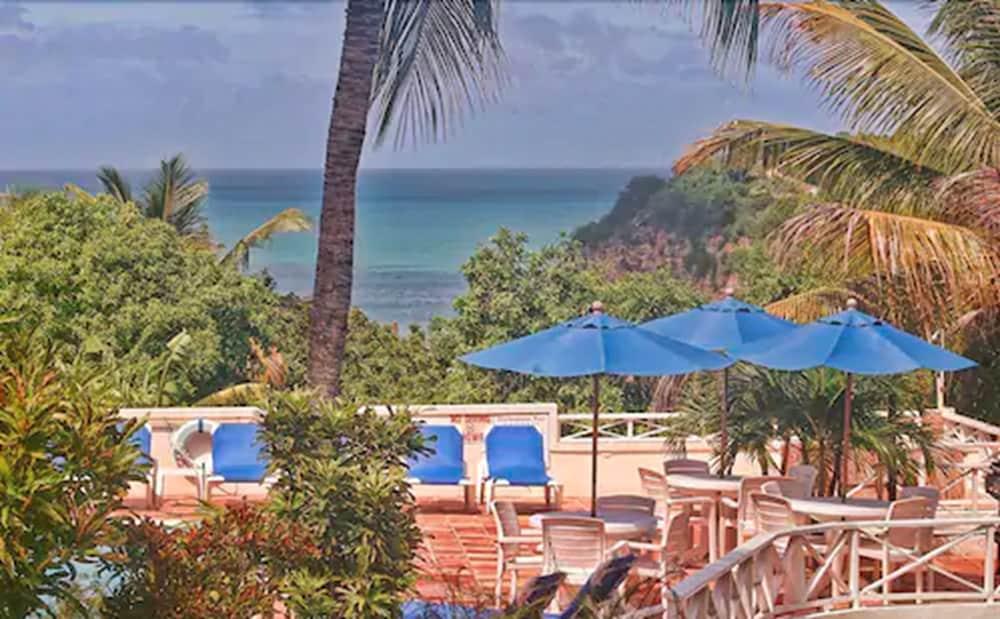 Dickenson Bay Cottages Cedar Grove エクステリア 写真